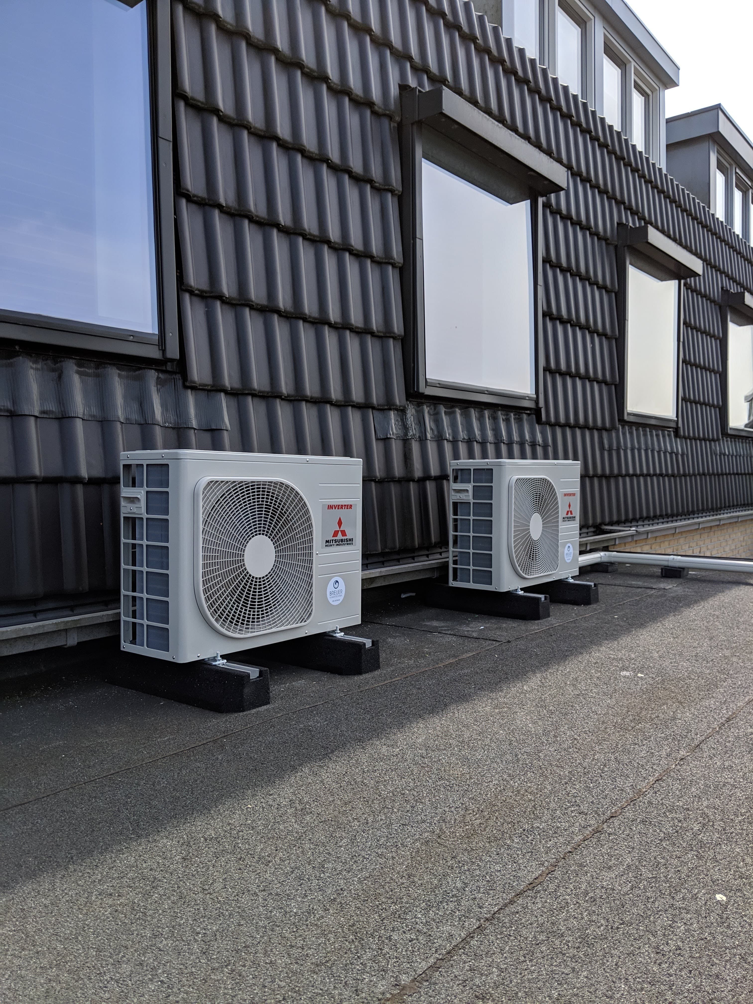 Airco Buitenunit Strak Weggewerkt